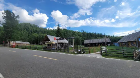 Bai Haba Muyan Xiaozhu