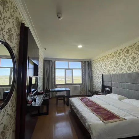 West Coast Holiday Hotel