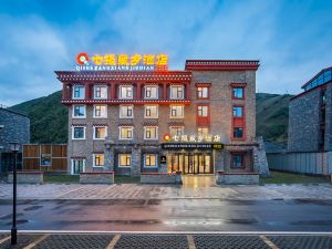 Qishezangxiang Hotel (Kangding Xinduqiao Branch)