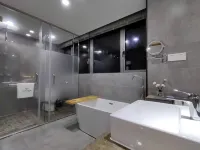 Sweden Holiday Apartment Hotel (Lishui Qingtian Branch) - balcony