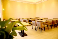 Mohe Yujing Mountain Forest Hotel (Arctic Village) Hotels in Mohe