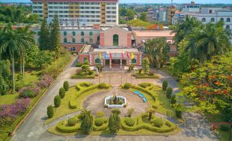 Li Lai International Hotel