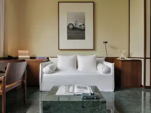 mi casa su casa  Club Hotel