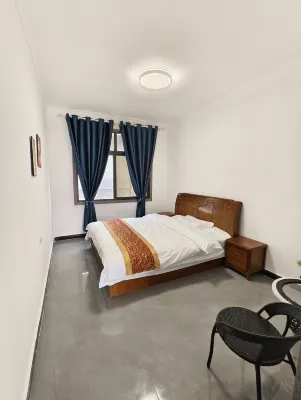 Lakeside Homestay Hotels in Shijingli/Happy Valley