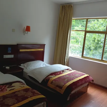 Hotel Nagyzasi Dechenz