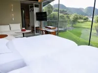 Ma Jiangtian Bibian Creek wild holiday camp Hotels in Majiang
