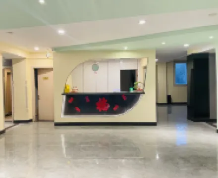 Yiju Hotel (Dashiqiao Heping Street Darunfa)