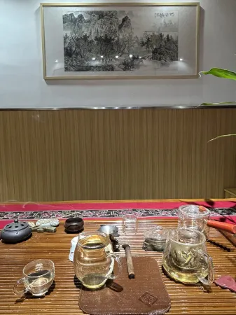 Xiping Xiaoyin Chaying Homestay Отели рядом со станцией Xiping Railway Station