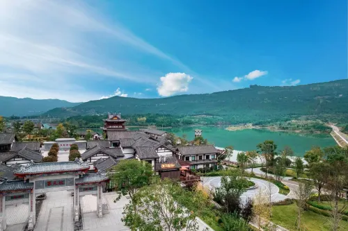 JIN YUANLI Hotel (Mianyang Qiqushan Scenic Area Branch） - صديق للحيوانات الاليفة