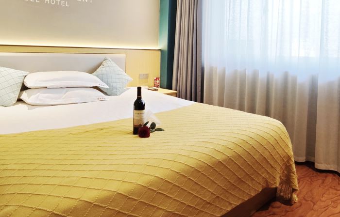Shell Hotel (Wenshui Diqing Street)