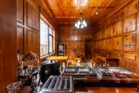 Snowy Region · Little Chieftain  Aesthetic Homestay (Shangri-La Dukezong Ancient Town) - breakfast
