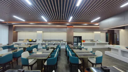 Berston Hotel Отели рядом с достопримечательностью «Chuannan Normal College for Childhood Education»