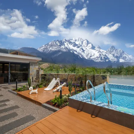 Lijiang Yunlai Snow Mountain Panoramic Resort Homestay