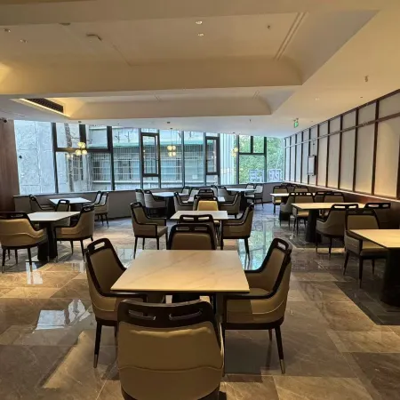 ROYGEM Hotel (Wuyi Square, Yaoling & 2nd Xiangya Station, Changsha)