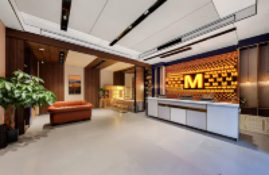 西雙版納景洪美橙•江畔觀瀾｜XiShuangBanna酒店（潑水廣場店）