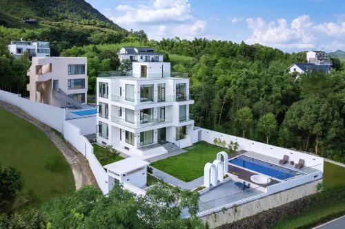 Youjing · Moganshan YOJO Designer Lakeside Garden Boutique Stay