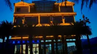 Wuluo Lakeside Hotel Hotels near Phoenix Valley
