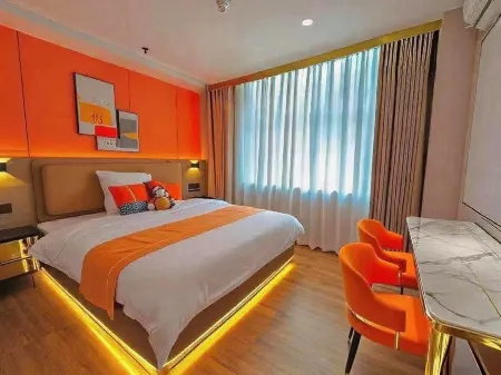 Aisi Hotel (Sihui Tianguangxu) Отели рядом с достопримечательностью «Zhenshan Scenic Area»