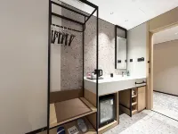 LanOuShangPin Hotel (Shanghai Hongqiao Airport Qixin Road) Hotels in Xinzhuang, Qibao