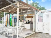 Ning She Surf Lodge Hotels near Baodingwan