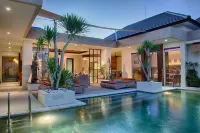 Yuehai Holiday Villa Hotels in Poly Silver Beach