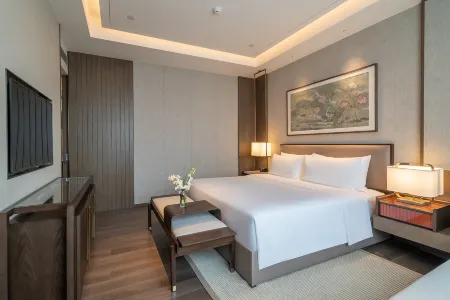 Juntels Penglai Отели рядом с достопримечательностью «Haishi Park»