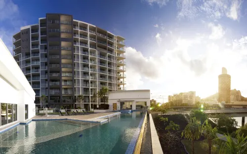 Oaks Townsville Gateway Suites Hotels in South Townsville