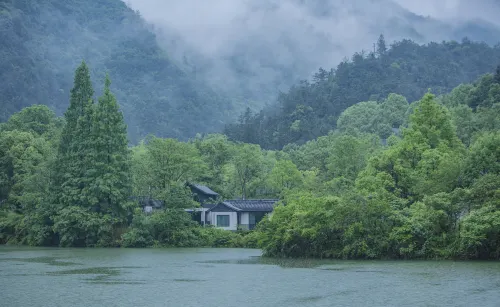 Found Retreat Jiande Hangzhou