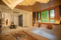 Dadan Hotel Отели рядом с достопримечательностью «Дворец Датун Чуньян»