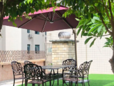 Yahao Garden Hotel (Zhongshan Fuhua Road Xingzhong Plaza) Hotels near Sunwenxi Road Tourism Zone