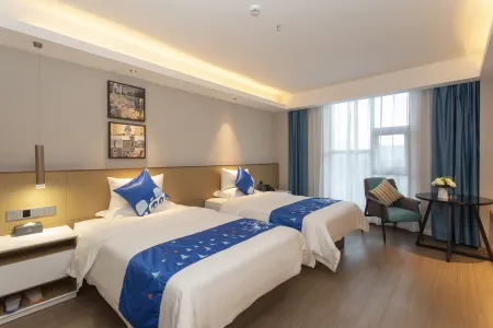 Yeste Hotel (Lingshan Jiangnan Avenue) Отели рядом с достопримечательностью «Lingshan Pedestrian Street»