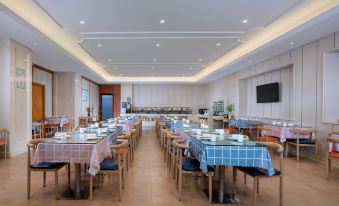 Vienna international hotel (zhuhai lovers middle road haibin store)