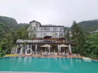 Courtyard Resort View B&B (Xia Shui Yuan Store) Hotels near Shanglin Administration School