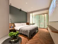 Color and Light Hotel Beijing Guomao CBD 파크뷰 그린 주변 호텔