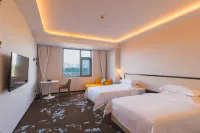 Lanye Lakeview Hotel