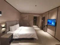 HanTing Hotel (Weifang Shengli East Street Wenhua Road)
