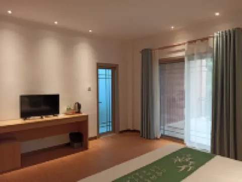 Guangning Zhufeng Yayuan Hotels in Guangning