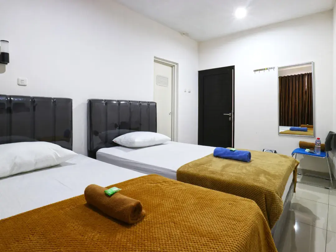 Saloka Guest House & Residence - Bandung