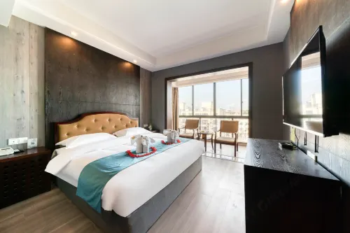 Chuangejia Golden Lotus Hotel (Yongkang Stadium Chengnan Road Store) - 2-Star