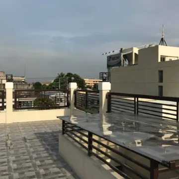 One Terence Residences Pasay near MOA Отели рядом с достопримечательностью «Будльвар Роксас»