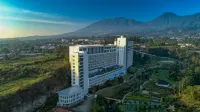 Le Eminence Hotel Convention & Resort Ciloto - Puncak Hotel dekat Kebun Raya Cibodas