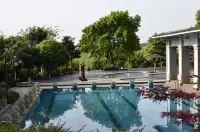 Mianzhou Hotel - Swimmingpools