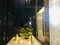 YIZHOU HOTEL Hotels near Chenghuang Temple