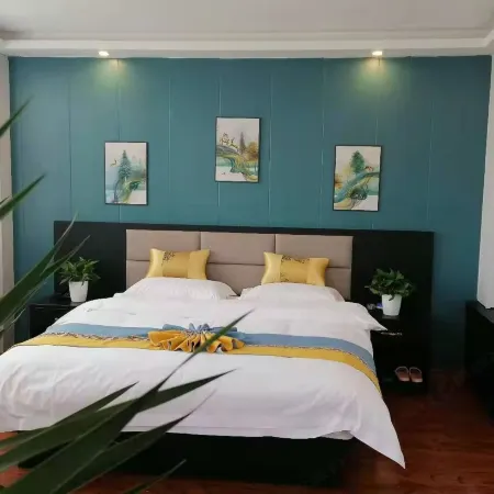Yibo Business Hotel (Lingwu Ningdong Branch)