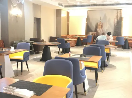 Vienna International Hotel (Dongguan Zhangmutou Government Square) Отели рядом со станцией Zhangmutou Railway Station