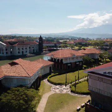 Las Casas Filipinas de Acuzar