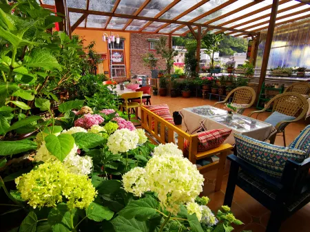 Shenmulei Prince Hotel Отели в г. Баосин