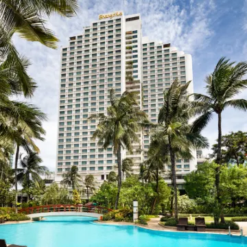 Shangri-La Jakarta Các khách sạn gần Bến xe Grogol
