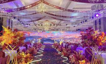 Vienna International Hotel (Water View Park Inn, Ulanhot)