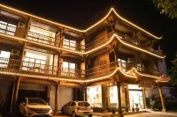 洪雅松蘭閣飯店（柳江古鎮店） - 2 星級